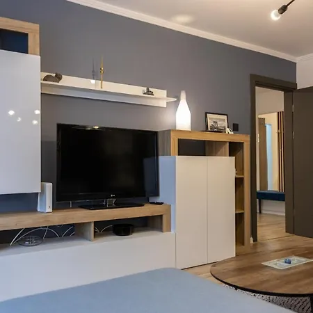 Adriaapart1 * Alba Iulia